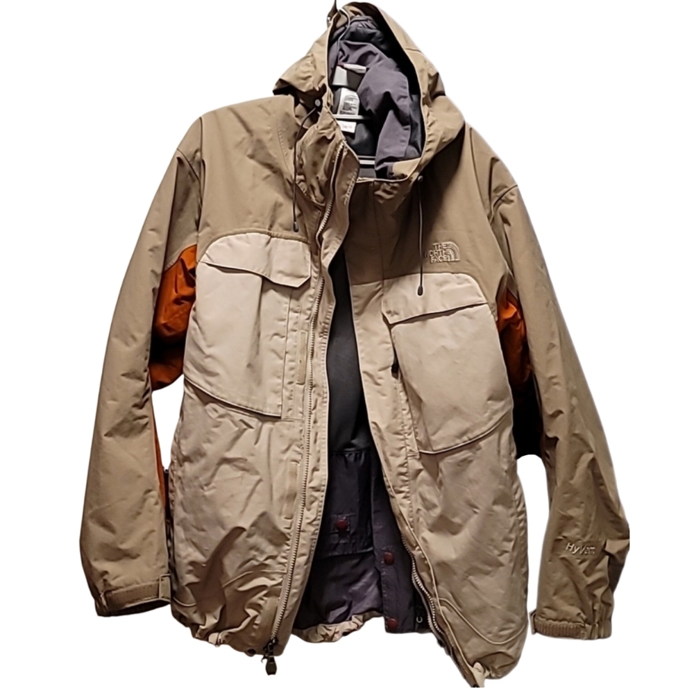 The north face hyvent shell